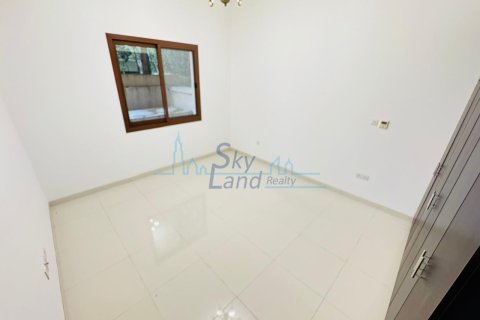 Villa zur Miete in Al Barsha, Dubai, VAE 5 Schlafzimmer, 372 m2 Nr. 646432 - Foto 22