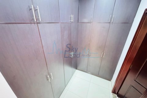 Villa zur Miete in Al Barsha, Dubai, VAE 5 Schlafzimmer, 372 m2 Nr. 646432 - Foto 12