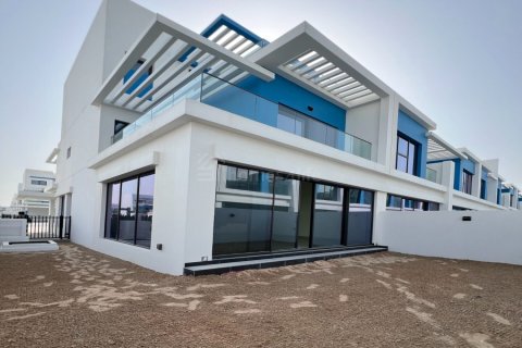 Townhouse in Damac Lagoons, Dubai, UAE 5 bedrooms, 144 sq.m. № 697280 - photo 13