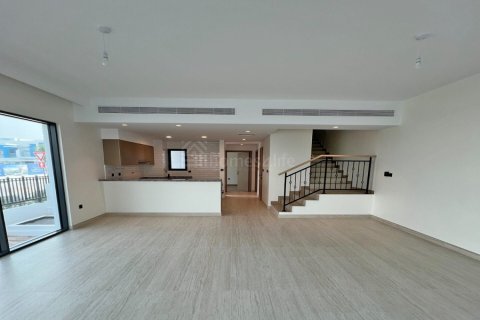 Casa urbana em Damac Lagoons, Dubai, EAU 5 quartos, 144 m2 № 697280