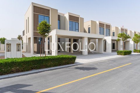 Shtëpi në qytet në The Valley, Dubai, Emiratet e Bashkuara Arabe 3 dhoma gjumi, 173 m2. № 627344