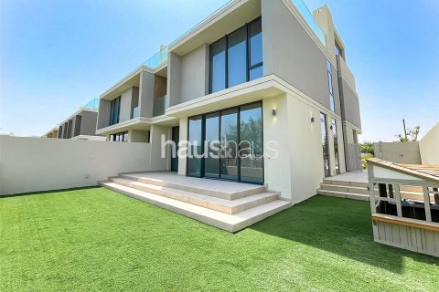 Βίλα σε Dubai Hills Estate, ΗΑΕ 3 υπνοδωμάτια, 272 τ.μ. Αρ. 627133