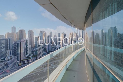 Apartment til salg i Jumeirah Lake Towers, Dubai, UAE 2 soveværelser, 116 kvm № 627352 - foto 14