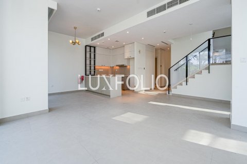 Villa itt: Dubai Hills Estate, EAE, 3 hálószoba, 269 m², azonosító: 628354 - fénykép 3
