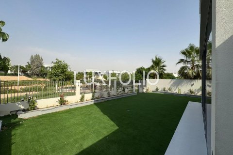 Vila v Dubai Hills Estate, Dubai, SAE 4 spálne, 462 m2 č. 628353 - Fotografia 11