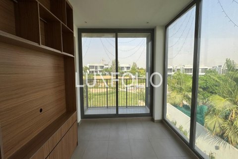 Vila v Dubai Hills Estate, Dubai, SAE 4 spálne, 462 m2 č. 628353 - Fotografia 15