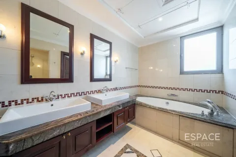 Villa zum Verkauf in Palm Jumeirah, Dubai, VAE 6 Schlafzimmer, 725 m2 Nr. 737906 - Foto 11