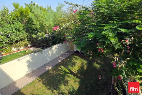 Villa Dubaijā, AAE 3 istabas, 255.4 m2 Nr. 692990