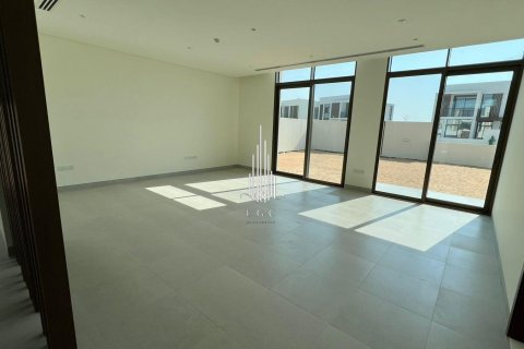 Villa til leje i Abu Dhabi, UAE 4 soveværelser, 721.9 kvm № 540119 - foto 4