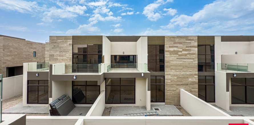 Townhouse in Dubai, UAE 3 bedrooms, 187.2 sq.m. № 652339