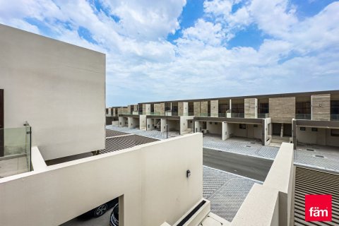 Townhouse in Dubai, UAE 3 bedrooms, 187.2 sq.m. № 652339 - photo 10