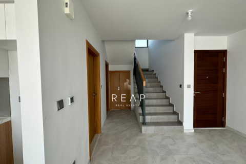 Rijtjeshuis te koop in Dubai Land, Dubai, VAE 3 slaapkamers, 175 vr.m., nr 499499 - foto 3