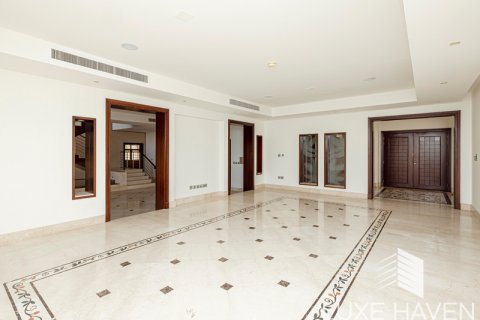 Villa en venta en Jumeirah Islands, Dubai, EAU 5 dormitorios, 785.03 m2 № 390282 - foto 5