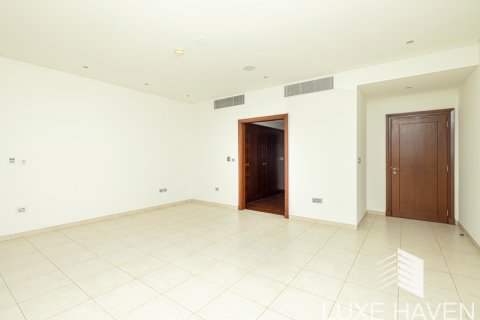 Villa en venta en Jumeirah Islands, Dubai, EAU 5 dormitorios, 785.03 m2 № 390282 - foto 16