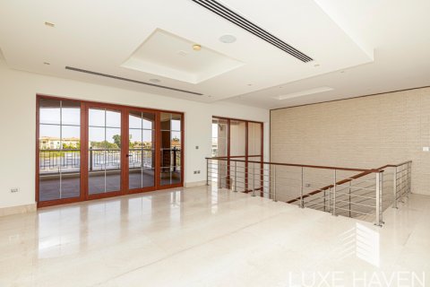 Villa en venta en Jumeirah Islands, Dubai, EAU 5 dormitorios, 785.03 m2 № 390282 - foto 12