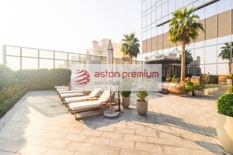 Apartamento en alquiler en Palm Jumeirah, Dubai, EAU 1 habitación, 49 m2 № 753828 - foto 18