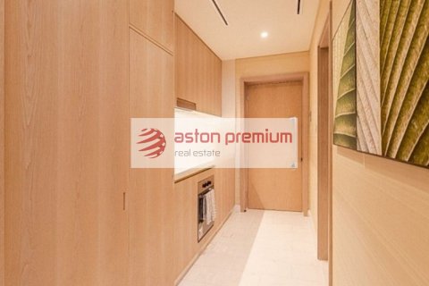 Apartamento en alquiler en Palm Jumeirah, Dubai, EAU 1 habitación, 49 m2 № 753828 - foto 11