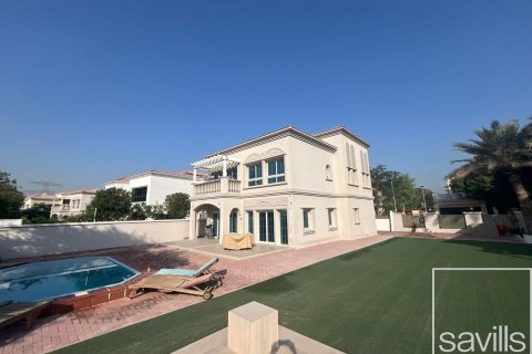 Вілла в Jumeirah Village Triangle, Дубай, ОАЕ 3 спальні, 712.38м2 № 764747