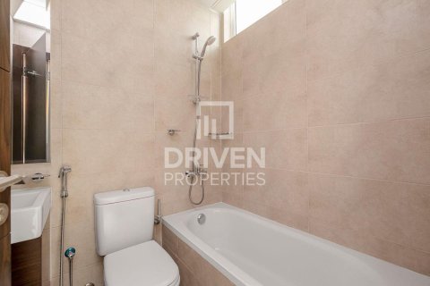 Shtëpi në qytet në Dubai, Emiratet e Bashkuara Arabe 5 dhoma gjumi, 227.8 m2. № 747035 - Foto 18
