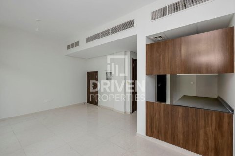 Shtëpi në qytet në Dubai, Emiratet e Bashkuara Arabe 5 dhoma gjumi, 227.8 m2. № 747035 - Foto 3