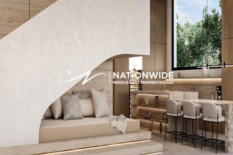 Villa zum Verkauf in Abu Dhabi, VAE 4 Schlafzimmer, 669 m2 Nr. 619647 - Foto 2