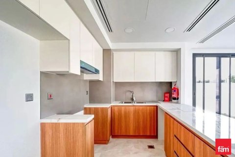 Villa zum Verkauf in Dubai, VAE 4 Schlafzimmer, 231.2 m2 Nr. 703800 - Foto 6