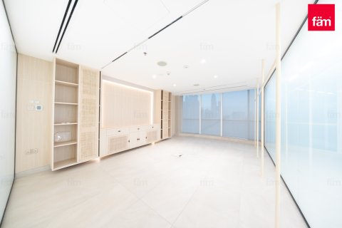 Office i Dubai, UAE 286.8 kvm № 696836