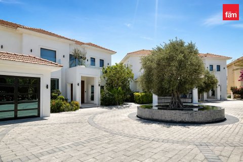 Villa em Jumeirah Islands, Dubai, EAU 4 quartos, 1026 m2 № 760782