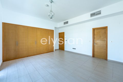 Villa te huur in Jumeirah Park, Dubai, VAE 4 slaapkamers, 510 vr.m., nr 586287 - foto 6