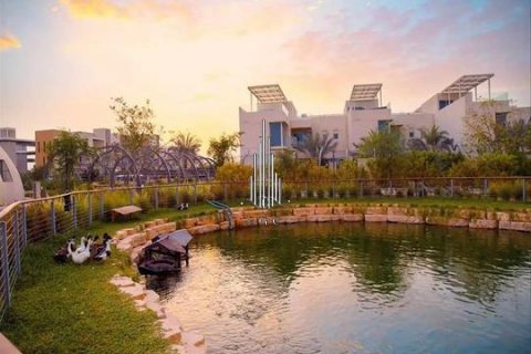 Villa para venda em Yas Island, Abu Dhabi, EAU 4 quartos, 232.6 m2 № 557454 - foto 3