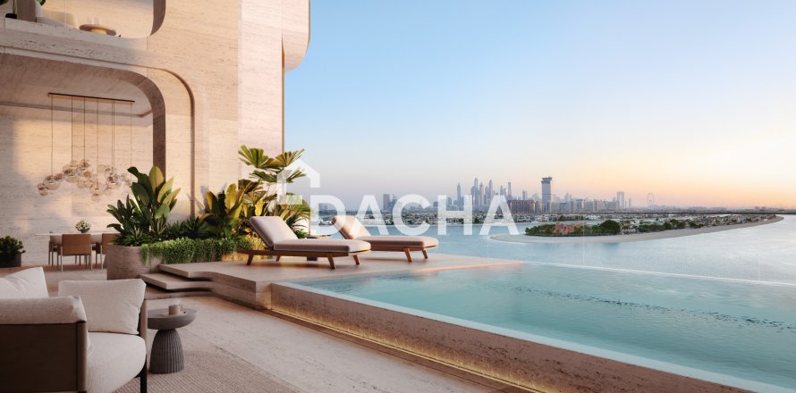 Apartment in Palm Jumeirah, Dubai, UAE 4 bedrooms, 662 sq.m. № 721921