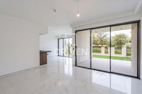 Villa em Tilal Al Ghaf, Dubai, EAU 4 quartos, 404.96 m2 № 767457