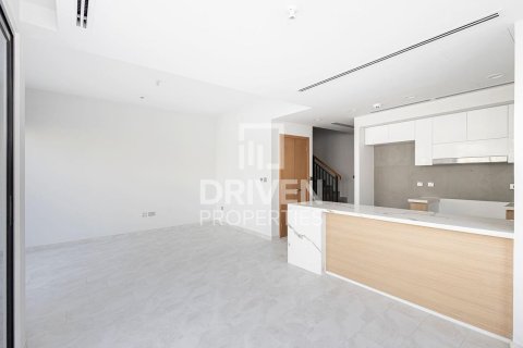Rijtjeshuis te koop in Dubai Land, Dubai, VAE 4 slaapkamers, 233.84 vr.m., nr 767460 - foto 5