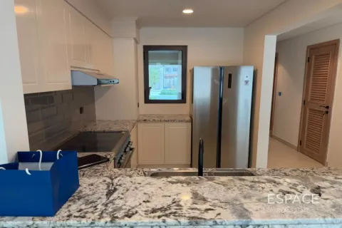 Townhouse til salg i Damac Lagoons, Dubai, UAE 4 soveværelser, 212 kvm № 737812 - foto 3