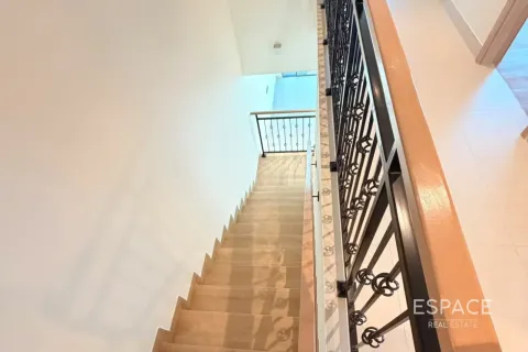 Townhouse til salg i Damac Lagoons, Dubai, UAE 4 soveværelser, 212 kvm № 737812 - foto 6