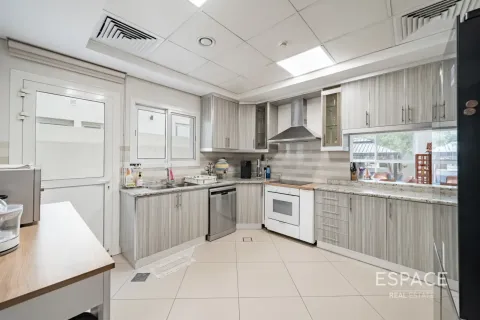 Villa zum Verkauf in Al Furjan, Dubai, VAE 4 Schlafzimmer, 378 m2 Nr. 737811 - Foto 6