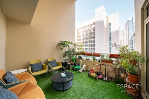 Appartamento a Dubai Marina, Dubai, EAU 3 camere da letto, 238 mq. № 737808