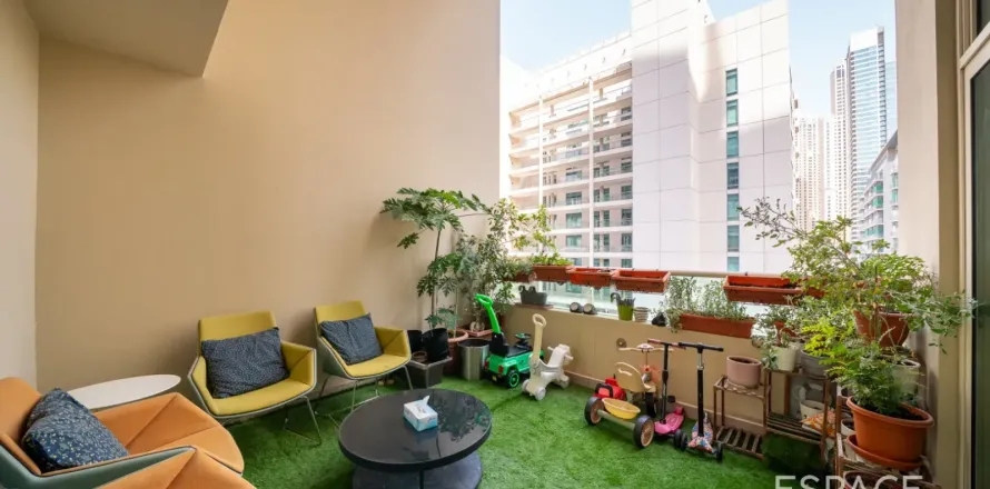 Wohnung in Dubai Marina, Dubai, VAE: 3 Schlafzimmer, 238 m2 Nr. 737808