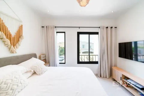 Vila di The Springs, Dubai, UAE 3 bilik tidur, 281 meter persegi № 737813 - foto 14