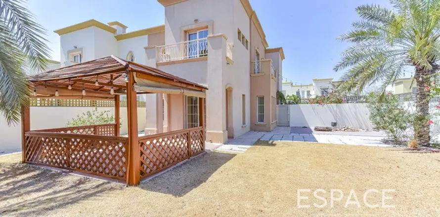 Villa i The Springs, Dubai, UAE 3 soveværelser, 245 kvm № 737810