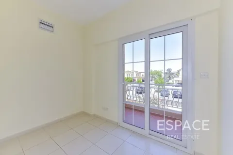 Villa til salg i The Springs, Dubai, UAE 3 soveværelser, 245 kvm № 737810 - foto 9