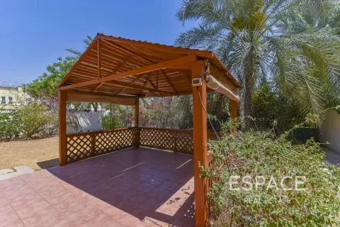 Villa til salg i The Springs, Dubai, UAE 3 soveværelser, 245 kvm № 737810 - foto 14