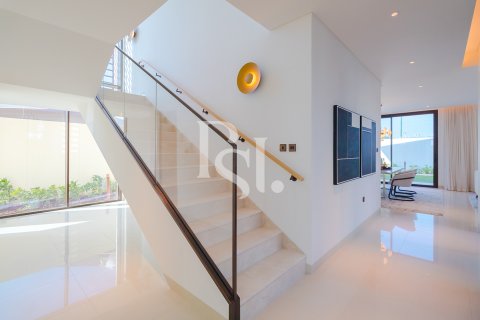 Vila na Saadiyat Island, Abu Dhabi, UAE 5 spavaćih soba, 545 m2 Br. 716317 - fotografija 16