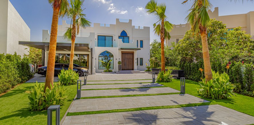 Вилла в Jumeirah Islands, Дубай, ОАЭ 5 спален, 520.26м2 № 418474