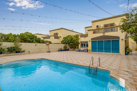 Villa en Jumeirah Park, Dubai, EAU 4 dormitorios, 402.73 m² № 418473