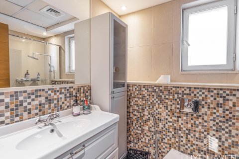 Villa te huur in Jumeirah Park, Dubai, VAE 4 slaapkamers, 402.73 vr.m., nr 418473 - foto 24