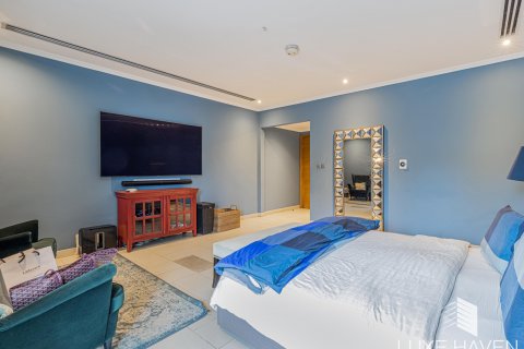 Villa te huur in Jumeirah Park, Dubai, VAE 4 slaapkamers, 402.73 vr.m., nr 418473 - foto 12