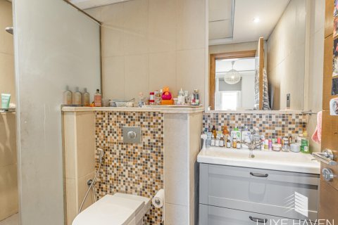 Villa te huur in Jumeirah Park, Dubai, VAE 4 slaapkamers, 402.73 vr.m., nr 418473 - foto 21