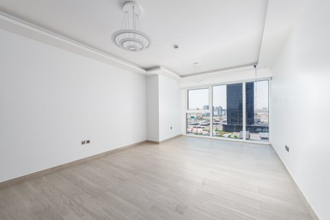 Apartmen di Jumeirah Lake Towers, Dubai, UAE 1 bilik tidur, 80.02 meter persegi № 764220 - foto 4